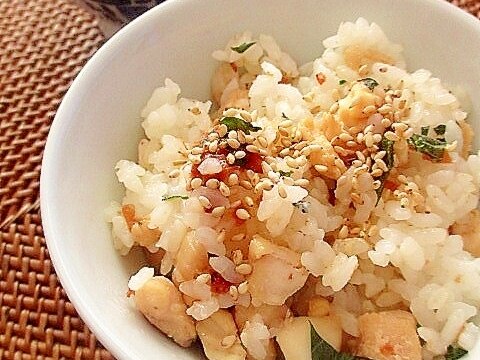 簡単♪鷄むね肉と梅干しの混ぜご飯